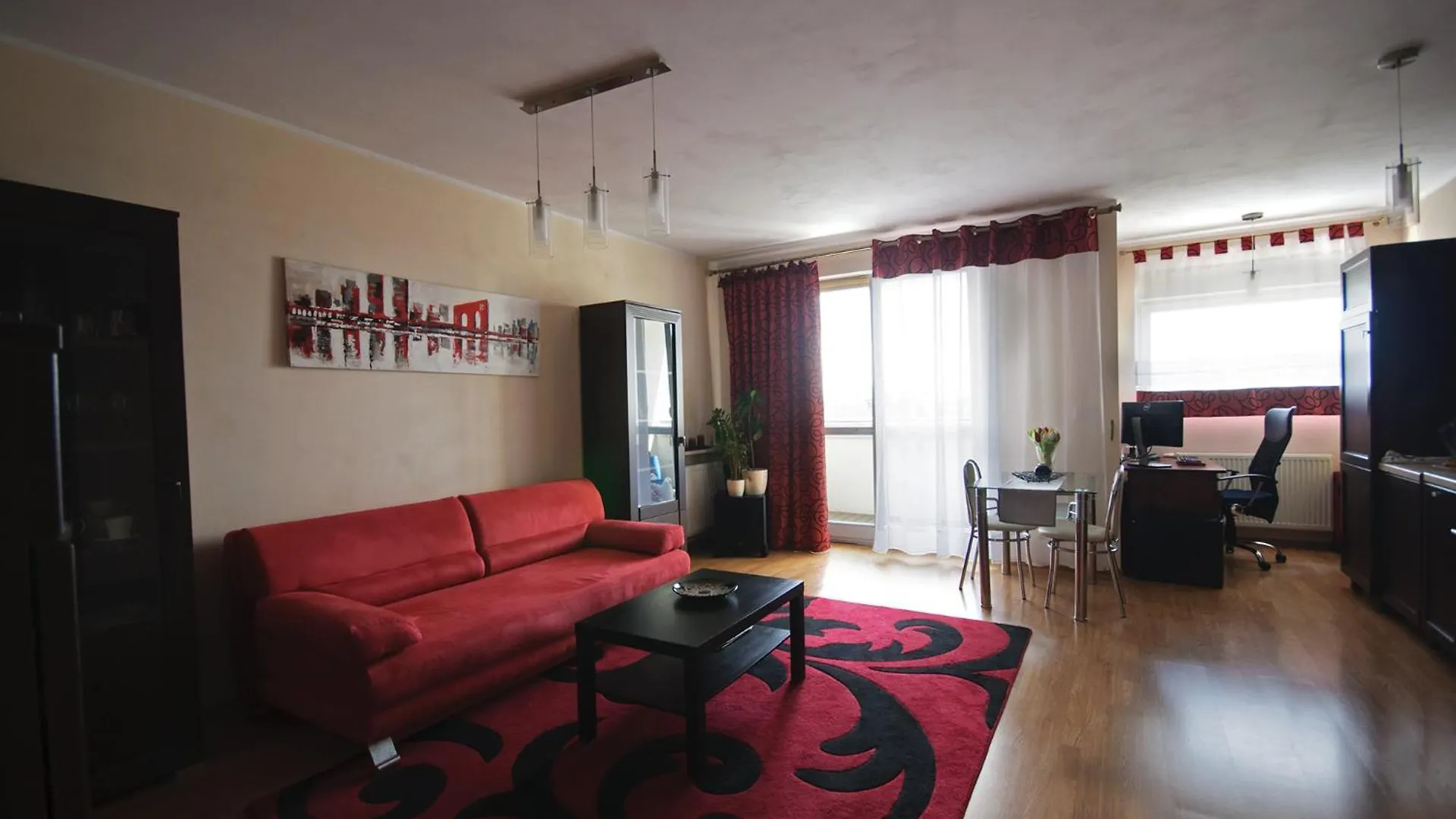 Apartament Rondo Wiatraczna contacts